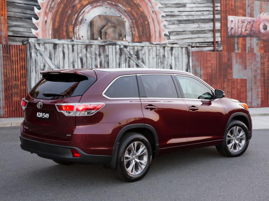  Toyota Kluger 2014 года  (фото 4 из 23)